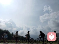 方向错了，停下脚步，离开你的郁闷纠结之地，外面走走看看，调整一下心态，换个方向继续努力前行，人的一生没有那么多一帆风顺，各种经历也是你人生宝贵避坑的经验。祝大家26年顺顺利利