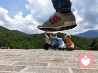 人的一生，无论成败，顾好自己