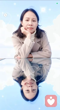 我是一名专业倾听师，专注陪伴、耐心倾听，不评判、不打断，帮你梳理情绪、释放压力，做你最安心的情绪树洞。配图