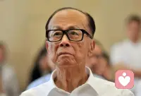 鸡蛋
从外打破是食物，从内打破是生命
人生亦是 
 --- 李嘉诚配图