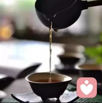 世上从来不缺正确的道理，
缺的是愿意反复去做的人；
复杂的知识可以满足头脑，
简单的行动才能改变生活；
把一个朴素的道理认真做到，
胜过懂得许多却从未实行！
