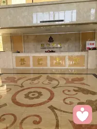 约几个好友，在伏天里泡泡温泉，果然是不错的选择，泡温泉二个字舒服，三个学真舒服。配图