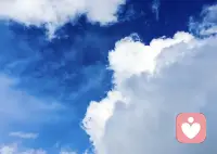 把心放宽，日子就顺了。

第一，不为明天的事提前发愁。 今天好好吃饭，安心睡觉，心稳了，福气自然慢慢来。

第二，不跟别人比。 别人有别人的风景，你有你的安稳。身体健康，日子平静，已经是难得的幸福。

第三，多做点让自己松快的小事。 晒晒太阳，听听歌，散一段不赶时间的步……温暖和快乐，往往就藏在这些小事里。

愿你今天，心轻，事缓，有暖意。