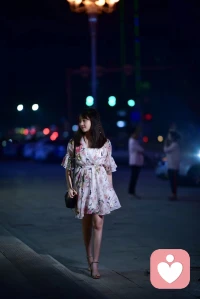 共情能力强，善于倾听和开解。
自己也经历过很多事情。朋友的心事都愿意跟我诉说。
如果你也有需求，随时欢迎来跟我诉说，我会给你如沐春风的感受配图