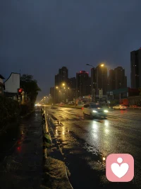 很多人吃不懂道理只是缺一个愿意认真听好好懂他的人我在这里安静倾听慢慢治愈