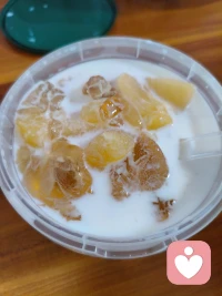 《爱你》
Ho Baby
情话多说一点～
想我就多看一眼～
表现多一点点～
让我能真的看见～配图