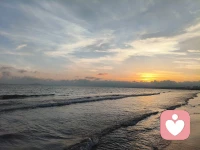 海南～三亚～ 2026.2.27
椰梦长廊🌊  ➡️ 鲜芒夜市 
遇见一个摄影师太热情了 给baby拍了很多美美照片～配图