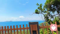 5.30 早上亚龙湾玩水→ 太阳湾公路（很美 拍照拍视频） → 仙女潭 （听劝不下去）→ 日月湾 → 神州半岛（玩摩托艇，傍晚拍的照片美到令我感动:蓝绿色的裙子，日落和浪花很美丽。被女儿夸了，哈哈解锁了拍照技能。）有人在沙滩放烟花🎆 → 民宿

5.31 海口国际免税城 → 8号登船口。6.1 回到家。

总结：
就像我去旅游之前一直在听的那两首歌一样：《爱上幼儿园》、《活在此刻》。体验到了一路繁花似锦、好时光、好心情，勇敢去快乐。（许个愿望:希望有人唱这两首歌给我听）