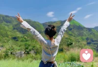 清晨有风，心里有光。愿今天的你，少一点疲惫，多一点安心；少一点为难，多一点被看见。早安。配图