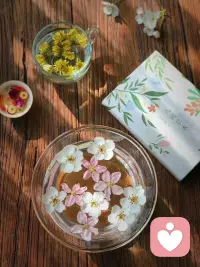 新的一周，新的一天，新的开始


新的一周，新的开始。
不纠结过往，不焦虑未来，
把心放宽，把事做好，
稳步前行，自带光芒。
愿你周一元气满满，
眼里有光，心中有暖，
一路向阳，万事可期。☀️