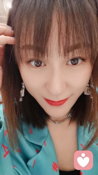 生活是自己的，与他人无关。我自风情万种，与世无争！