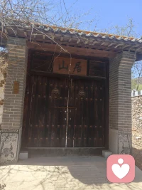 认真生活，就能找到生活藏起来的糖果；努力向上，就会遇见更好的自己。