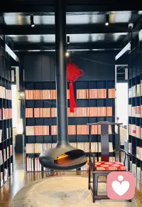 人生如戏，入戏要快，
用情要真，出戏要快。

出入皆由我定！配图