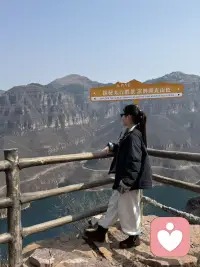 安静倾听，温柔陪伴
就是最好的礼物配图