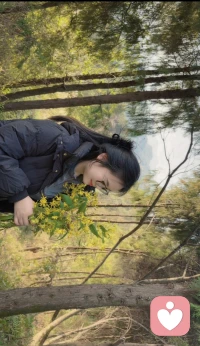 不仅要有解决问题的能力
更要有让问题消失的智慧
愿大家身心安康，婚姻幸福亲子和谐，家庭和睦，事业顺利，财富丰盛🌹🌻配图