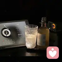 我知道你最近很累，看不见的，身体上、精神上的，人际关系上的，面对未来那种无力感。但请你一定不要停下来，因为你的人生不可能就止于此，请再坚持一下，你要相信一切都会慢慢好起来。配图