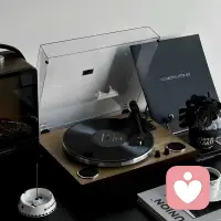 《月亮与六便士》里说：要允许一段关系突然结束，你不允许，它也会结束。不必追问为什么，不必强求一个答案，不必为难别人，更不必为难自己。把自己还给自己，把别人还给别人。配图