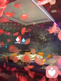 如果你觉得感觉生活压力太大了不防给自己放一个假出去走走看看不同的风景静静地待会儿深呼吸一下在大大口喘气一下或许会轻松很多噢配图