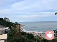 人总要找点事情做，让自己忙起来，忙起来才知道生活不易，才明白平时的忧伤都是矫情。
