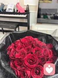 自爱者生而自由
悦己者自成山海
共情者心有繁花
小七和你说早安🌹配图