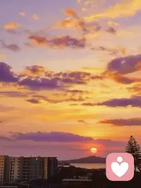 你可以允许自己短时间内不开心
但不能让自己长时间不清醒
不管自己多崩溃
都要学着自愈
小七和你说早安☀️配图