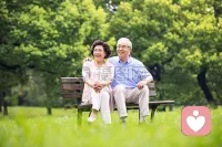 大家:
我是67年属羊的倾听师。
多年学习心理咨询与人生感悟，只想做一件事：用心聆听您说话，陪您走过心里的每一段路程。
很多人生活很累，没有人真正懂你。
您的坚强。我愿意用理解与陪伴，帮你释放、安抚。
愿您在这里，被看见、被接纳、被温柔以待。
您有多久没好好跟自己说说话了？配图