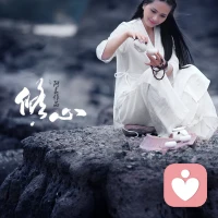 常常有人问我：为什么日子越忙，心越累？
其实很多痛苦，不是因为拥有太少，而是我们总在计较、纠结、委屈自己。
 
对人多一点微笑，
说话多一份温和，
看人多一份善意，
遇事少一点算计，
心自然就轻松了。
可道理都懂，情绪上来时，还是会难过、会崩溃、会无人可说。
 
你也常常心里堵得慌，睡不着、想太多、放不下，不用一个人硬扛。
我在给力心理，安安静静听你说，不评判、不催促、不敷衍。
把心里的苦倒一倒，把乱麻理一理，你会发现：心宽了，日子也就顺了。
 

 
 
 
这条更像真人在说话，温暖、不鸡汤，看完会觉得：
“有人懂我，我可以去找他聊聊。”
 
需要我再给你配一个更温柔的短句当微博置顶文案吗？配图