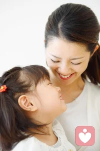 育儿路上慢慢来，告诉孩子，我是第一次做妈妈，你是第一次做孩子，我们都不完美，但我们可以一起携手同行，做最好的自己！配图