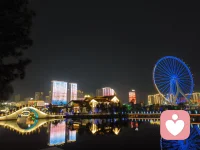 出来逛逛，夜色很美。配图