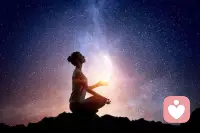 咱东北人就是实在！😎
不整虚头巴脑的，主打一个走心、靠谱、能处。

马年开启新副本：倾听师上线！🎙️

不管你是心里堵得慌，还是身上哪块不得劲儿，
尽管过来唠唠嗑。
既能听你吐槽解气，也能帮你捋顺思路。
咱们身边的事儿，我陪你一起慢慢捋明白。

预约我的倾听通道，咱们从头聊到尾！👉配图