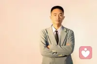 每个人这一生，结果都是一样的。唯一不同的，是沿途的风景。所以，除了生死，其他都是擦伤。事永远压不垮人，但是情绪可以…