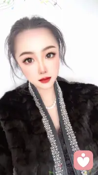 工作的疲惫，生活的琐碎，是不是快把你压得喘不过气？我是倾听师，不评判，不说教，只安安静静听你倾诉，陪你慢慢释放心里的压力，愿我的陪伴给你一点点温暖。配图