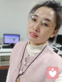 懂你的废话，听你的情绪，倾听你的内心
在这里只有安静的倾听与陪伴
没有说教，不评判，不打断
全程耐心，只有理解与共情
有压力大或情绪低落的可以找我哦
你值得被倾听👂
值得被理解，相信自己一切会越来越好配图