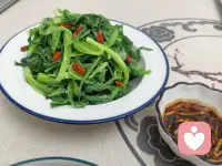 爱自己不是对家庭的亏欠，而是给家庭的礼物。母亲只有先学会爱自己，才能更好地爱家人。

1. 给身体留白：不把所有时间留给家务育儿，留出属于自己的空间

2. 给情绪透气：敢于表达真实感受，不压抑负面情绪

3. 内在自我接纳：放下完美母亲执念，接纳自己的不完美

4. 守住自我边界：敢于拒绝不合理要求，平衡多重身份。

天底下再优秀的人，也是妈妈生出来的，母亲的幸福快乐才是孩子健康成长的基础。配图