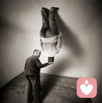 处在关系纠缠中的你，如果不是主动改变就会被动消耗。如果有烦心事，我在这里等你。配图