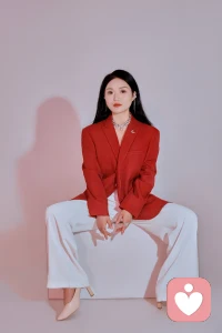 💞不做你的太阳，只做一方沃土
守护你本来具足的生命力
相信每颗种子都知道如何生长

​配图