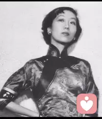 一路走来，风雨半生。
尝过人间冷暖，熬过人间无人问津的日子。
没有惊天动地的本事，
却始终守着骨子里的一份纯粹情怀。
身在泥泞，不怨不恼，
日子再难，也没丢掉心中的底气和傲骨。
人到半生，渐渐明白，
风光人人向往，坎坷才是常态。
不求大富大贵，只求安稳踏实，
在平凡里自愈，在低谷中坚强。
慢慢走，好好生活，
余生慢慢，自由回甘。