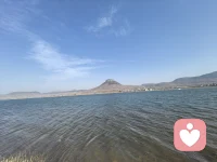 ☀️要做事，做事可安心；
🤝要帮人，帮人可渡己。
平凡的日子里，
把每一件小事做好，
把每一份善意传递。
🌿新的一天，早安加油💪。配图