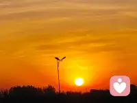 日出
温暖，力量，希望。