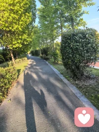 不要只忙着赶路，也要多看看沿途的风景
人生活着的意义不只是活着，而是为了做有价值的事情，那样才能走得更久。