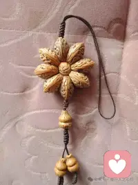 后来才懂，让人煎熬的从来不是得不到，而是舍不得不念。配图