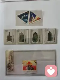 酒杯敬晚风，心事藏杯中，失眠无解，唯有杯中余温，慰藉疲惫灵魂，，