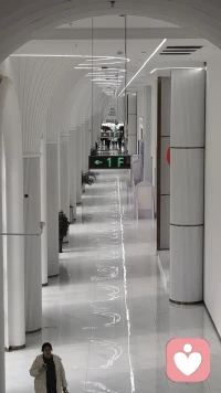 这个世界实际上只有我们自己，所有我们所知道和感受到的，都经过了大脑的处理。所以你的生活是可以自己设计的。做好主角。