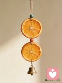  慢慢来，爱不是赶路，是遇见对的人同行。