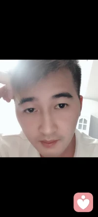 开心，不开心一样要生活，为了孩子也好，为了自己也罢，你们都要坚持往前走。