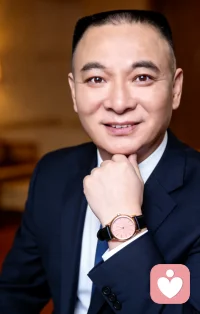 婚内孤独、情绪内耗、
深夜失眠……这些痛我都懂，
也真的能陪你一点点走出来。

深夜陪伴，我等着你配图