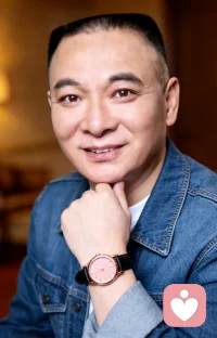婚姻最大的内耗：一个不说，一个不问；一个委屈，一个无感。配图