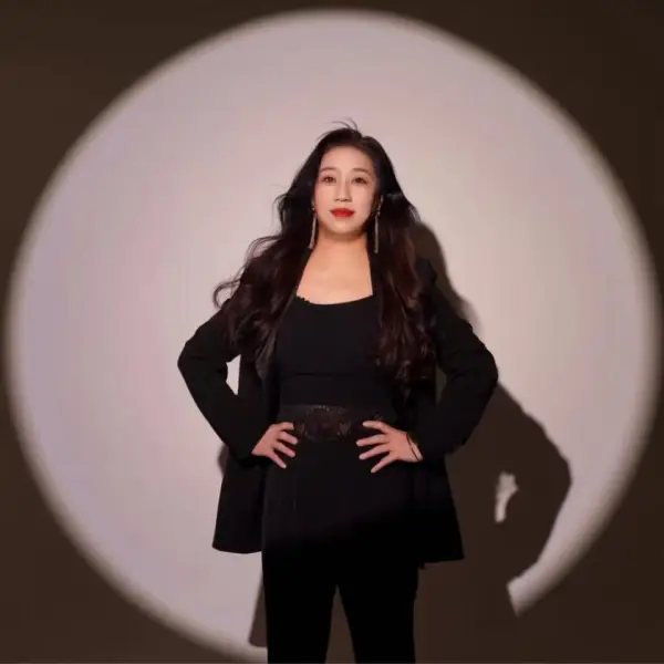 静语倾聊-斓心老师