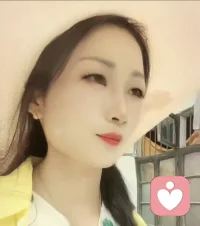 确实是这样。
走过一些路、遇见一些人、经历一些事之后，会慢慢发现：
很多东西不是强求就能来，也不是躲避就能逃。
 
该你遇见的人，兜兜转转还是会遇见；
该你经历的事，绕来绕去还是要经历。
不是认命，而是慢慢懂得——
人生有太多不由自己掌控的部分，与其焦虑纠结，不如顺其自然。
 
尽人事，听天命，
剩下的，就交给时间和命运吧。