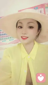 历尽千帆，饱经磨难才懂，心存善良，自带福报。
所有吃过的苦、受过的委屈，终会化作往后人生的温柔与顺遂。善良从不是软弱，而是给自己攒下最好的底气和余生的福气。配图